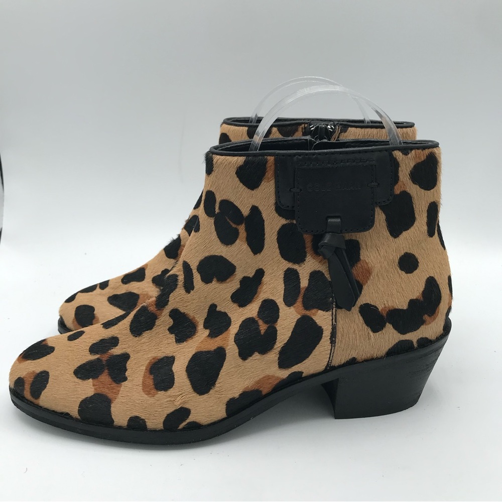 NWOB COLE HAAN Grand‎ OS Sz 6 Joanna Calf Hair Leopard Animal Print Bootie Boots - Picture 3 of 14